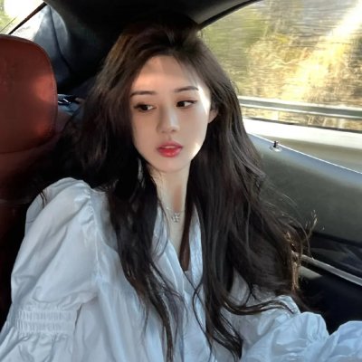 暗处有光恰逢诗雨